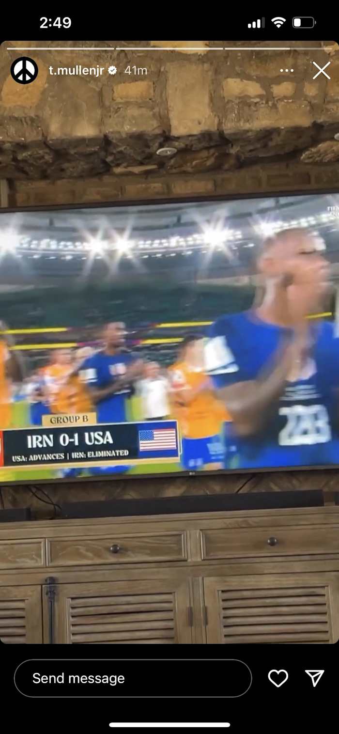 895EA342-7AB9-41EE-B7DF-50A0DD66A940